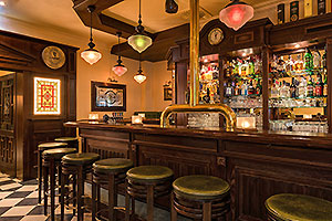 Bar im Irish Pub